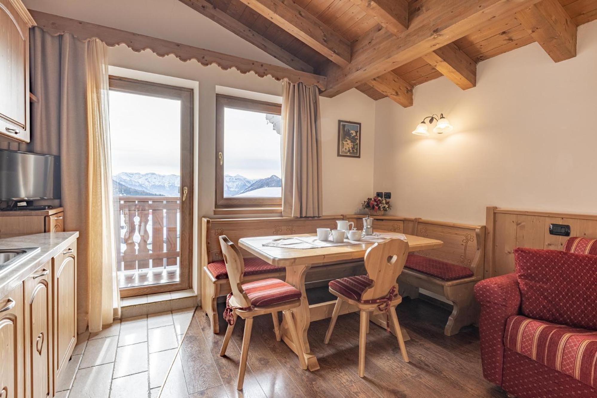 Residence Adler San Martino Di Castrozza Exterior photo