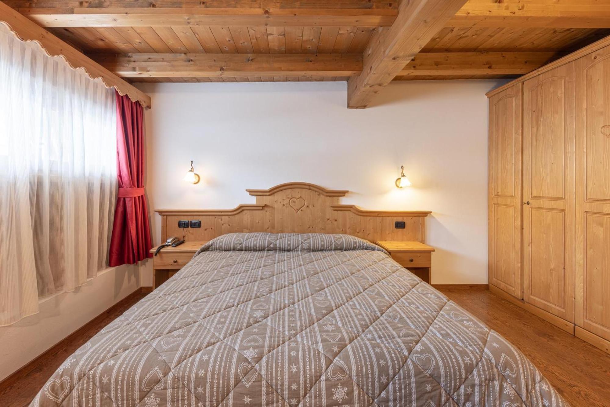 Residence Adler San Martino Di Castrozza Exterior photo