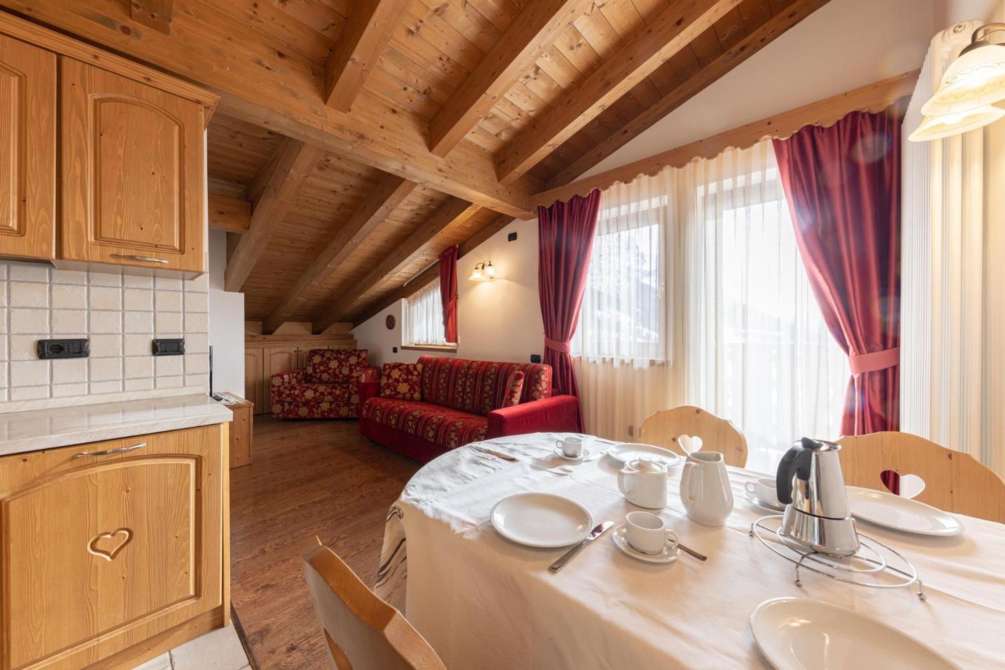 Residence Adler San Martino Di Castrozza Exterior photo